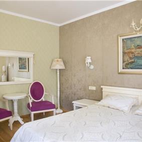 5 bedroom bayside villa with pool near Kotor, sleeps 12